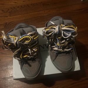 Meet your Posher, Elton